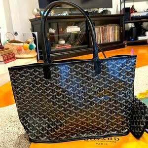 COPY - Goyard Reversible Anjou Tote